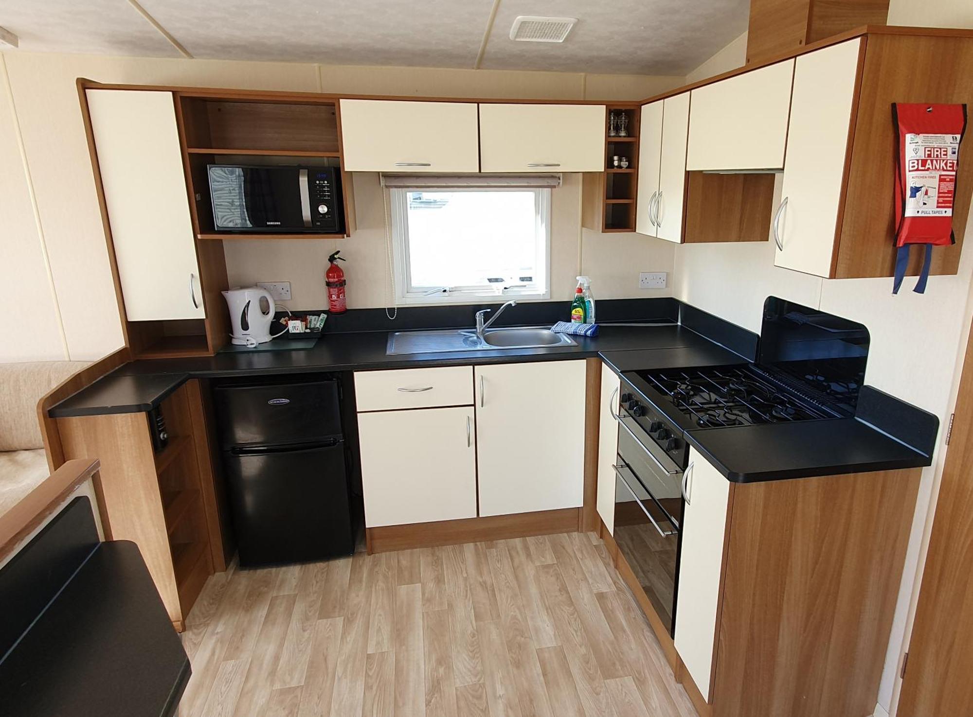 Jp Retreat , West Sand Holiday Park, Селси Экстерьер фото